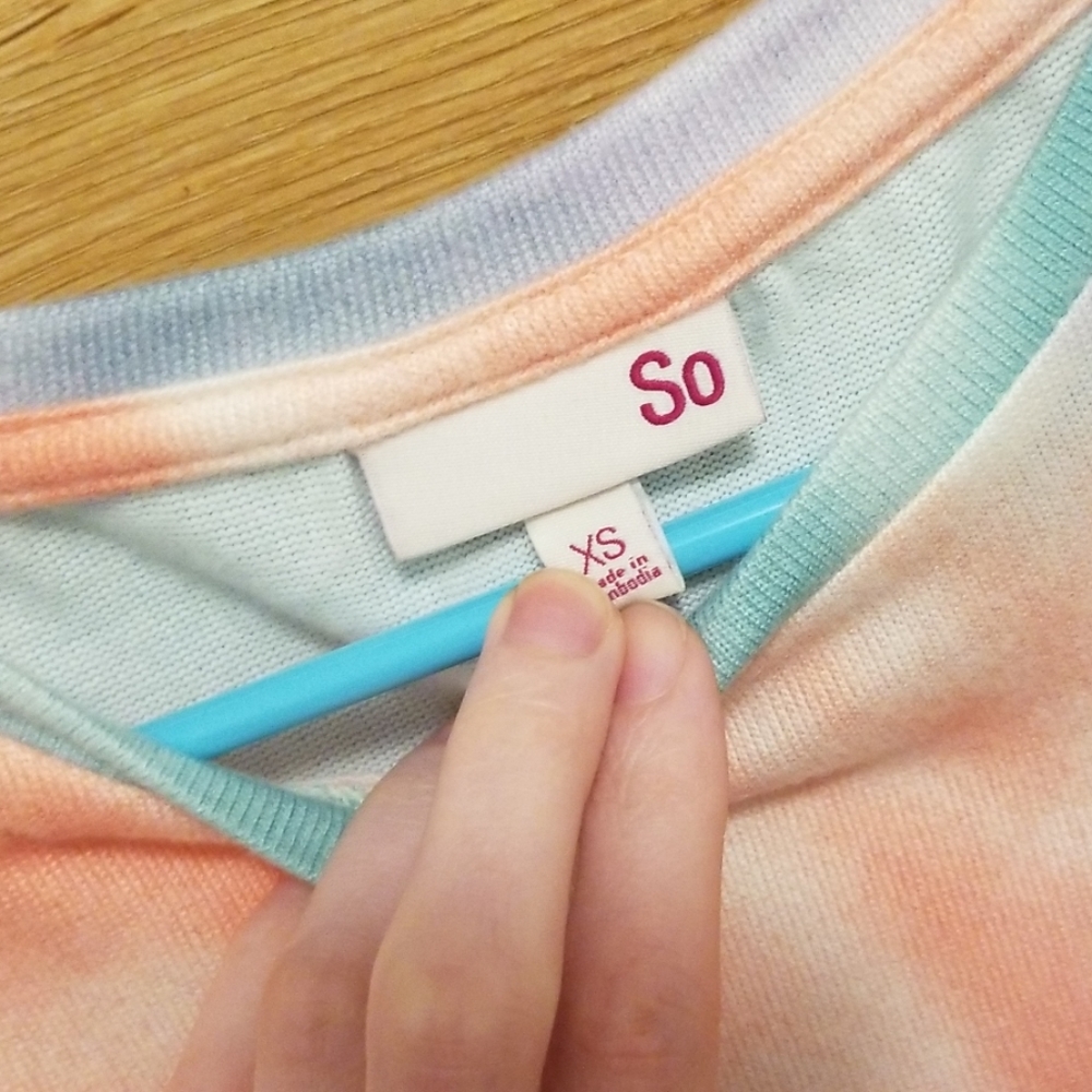 Tye dyed super cozy and soft long sleeve tee NWT - Picture 5 of 7